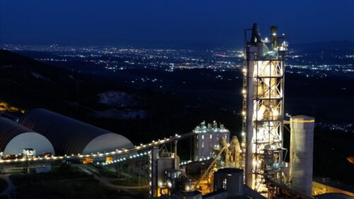 Αλβανία - εργοστάσιο παραγωγής κλίνκερ-τσιμέντου Antea