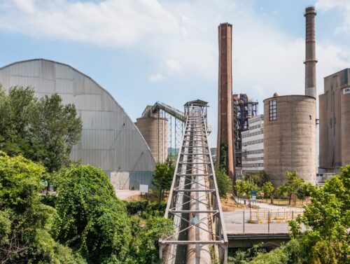 Κόσοβο - εργοστάσιο παραγωγής κλίνκερ-τσιμέντου Sharr